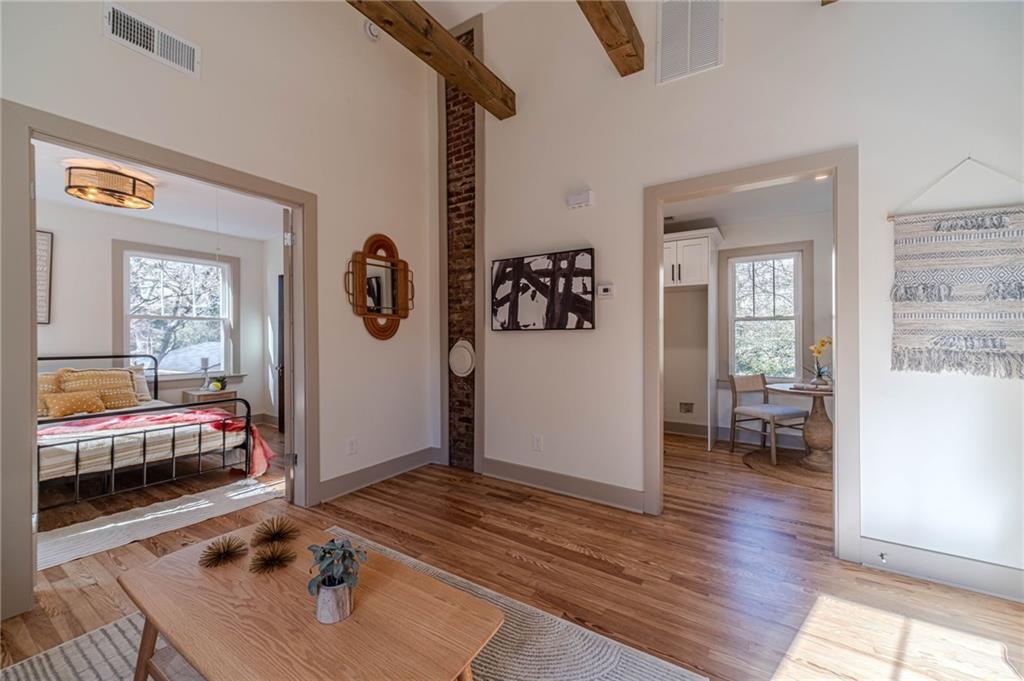 1883 Cambridge Avenue