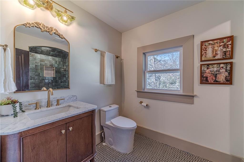 1883 Cambridge Avenue