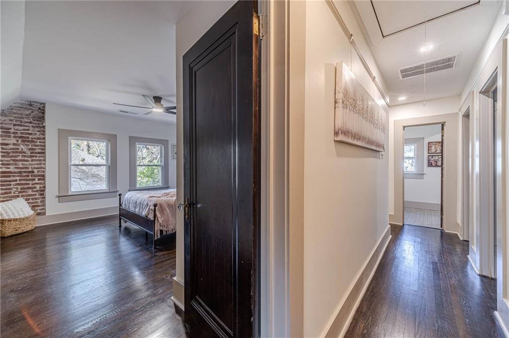 1883 Cambridge Avenue