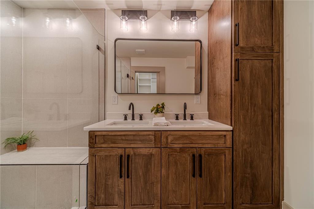 1883 Cambridge Avenue