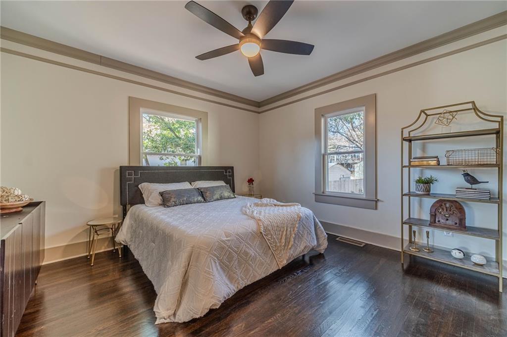 1883 Cambridge Avenue