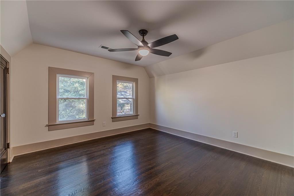 1883 Cambridge Avenue