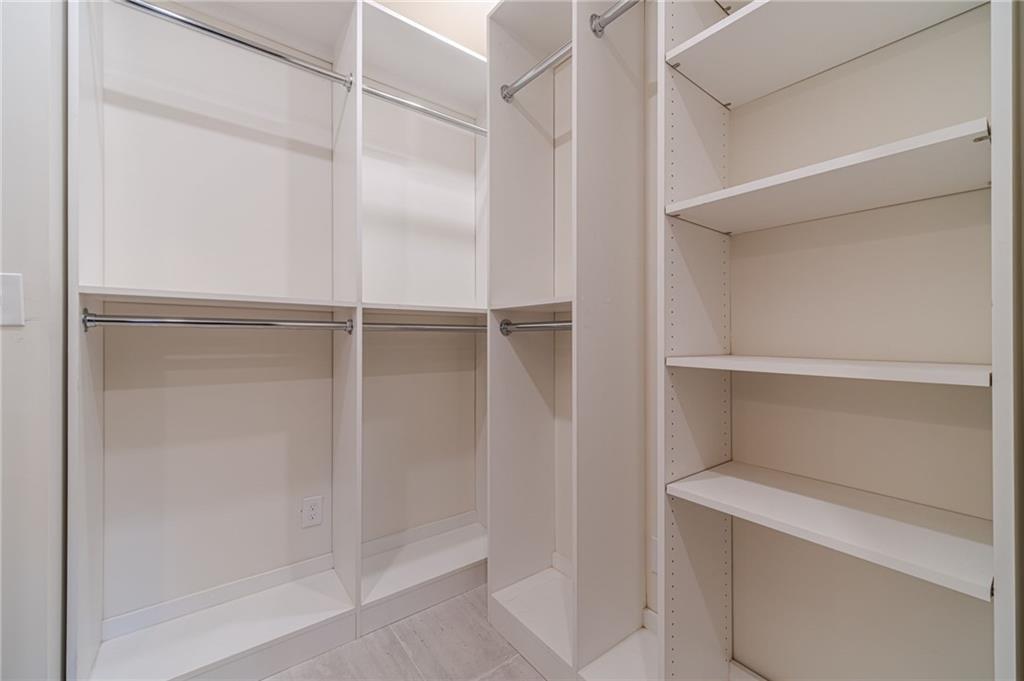 1883 Cambridge Avenue