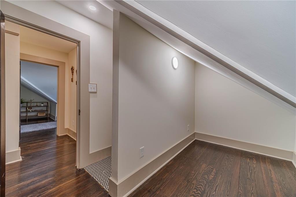 1883 Cambridge Avenue