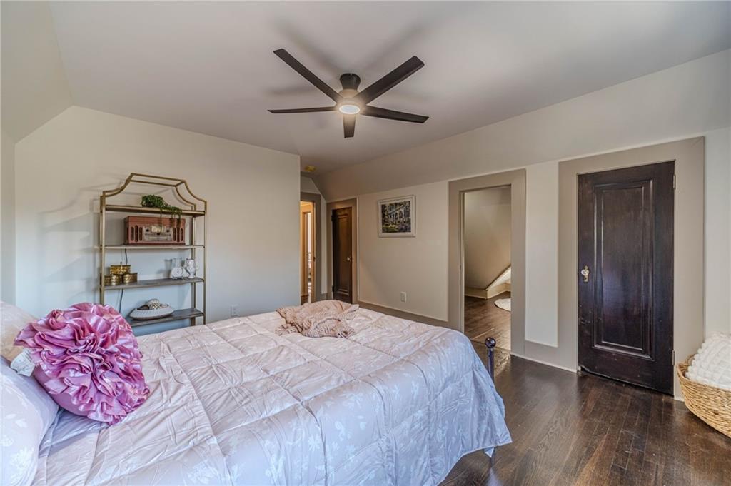 1883 Cambridge Avenue