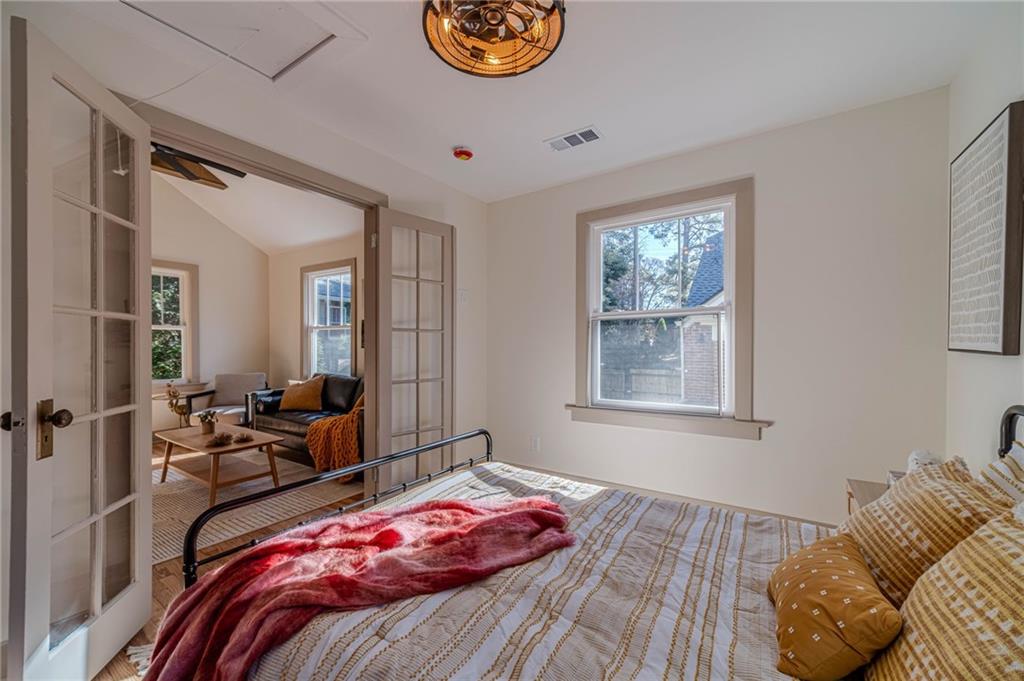 1883 Cambridge Avenue