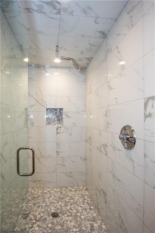 1907 Cambridge Avenue