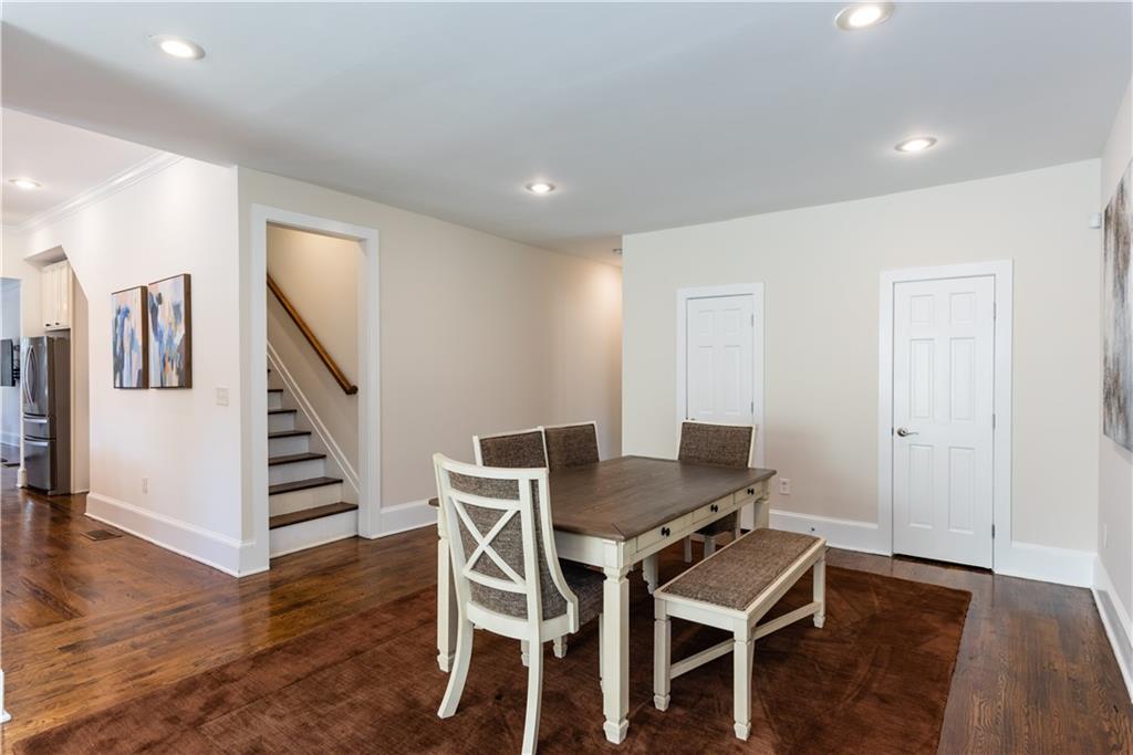 1907 Cambridge Avenue