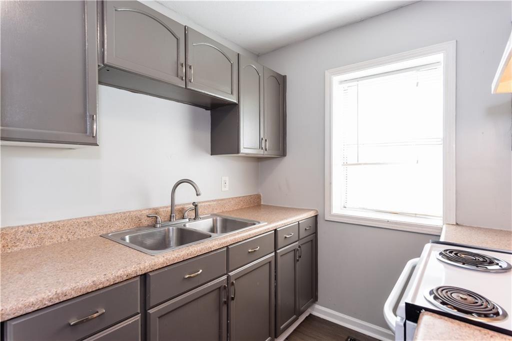 1019 Westmoor Drive NW