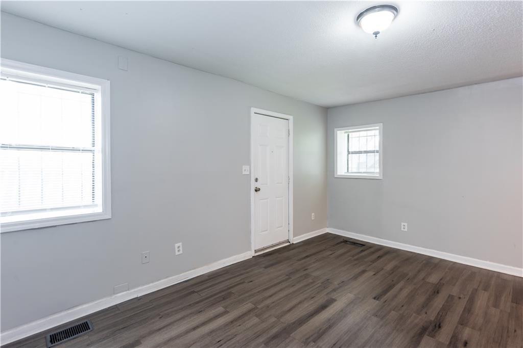 1019 Westmoor Drive NW