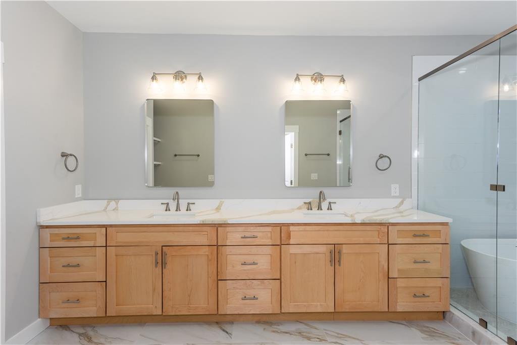 3286 Bachelor Street