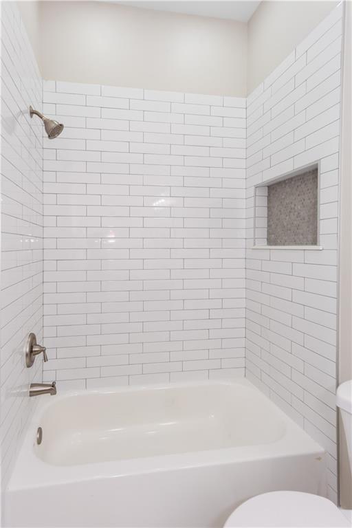 3286 Bachelor Street