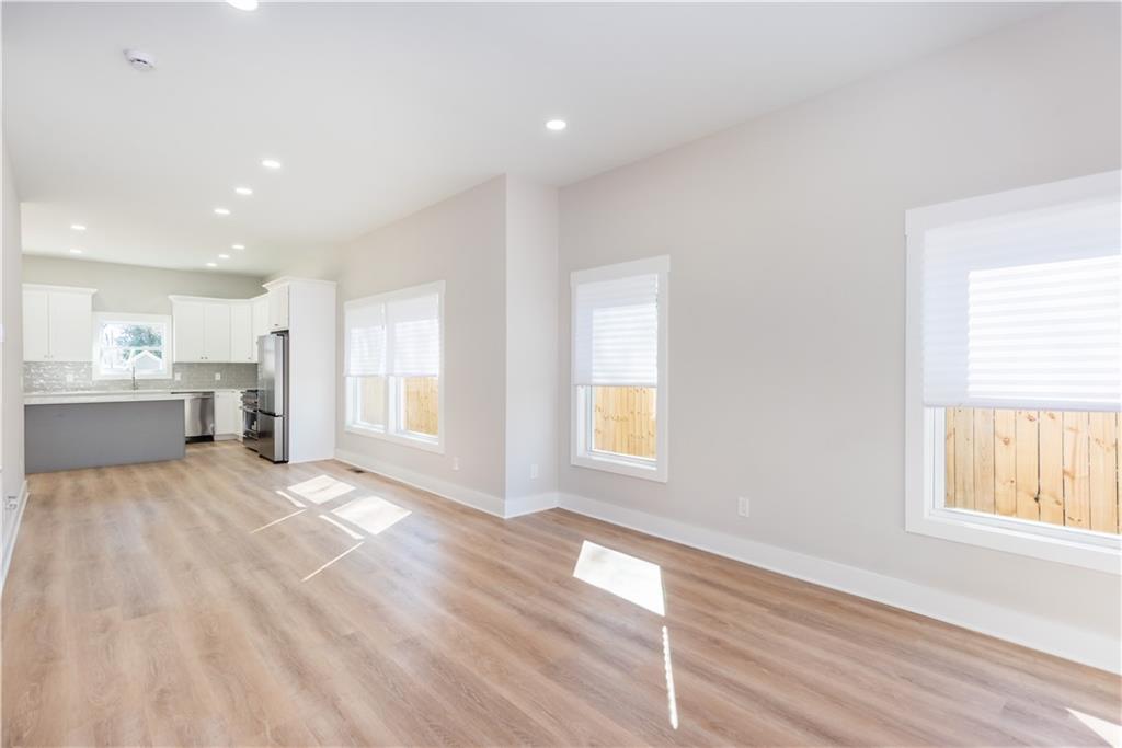 3286 Bachelor Street