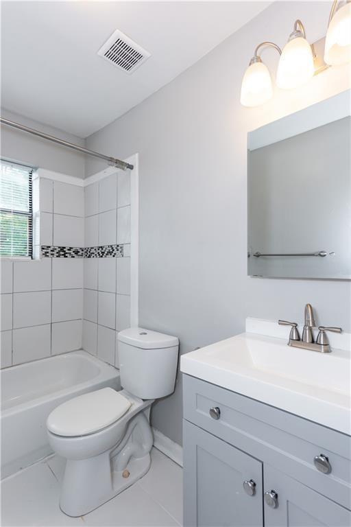 1019 Bachelor Street