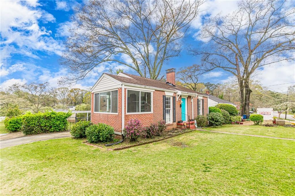 1324 E Forrest Avenue