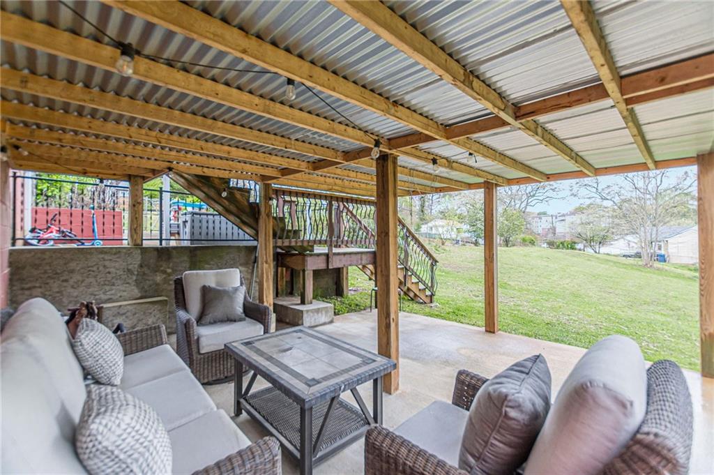 1324 E Forrest Avenue