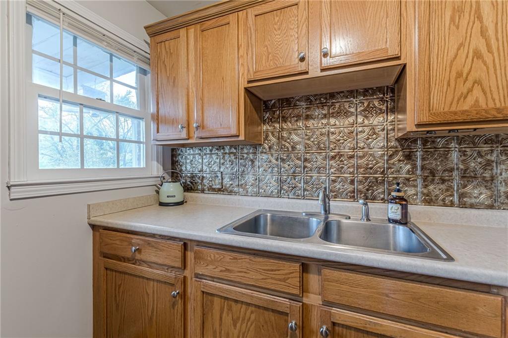 1324 E Forrest Avenue