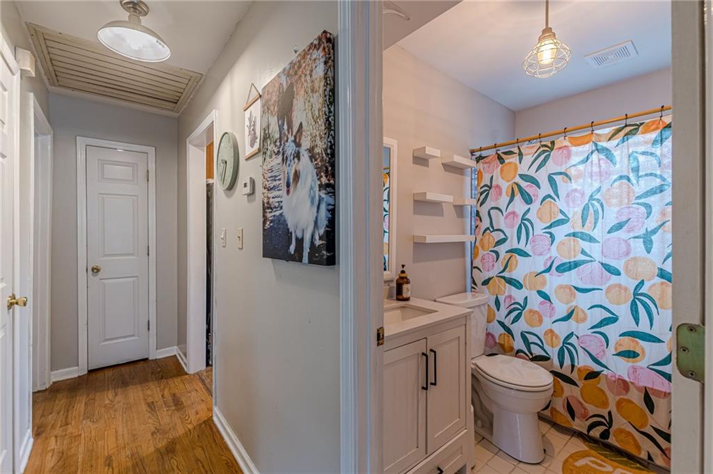 1324 E Forrest Avenue