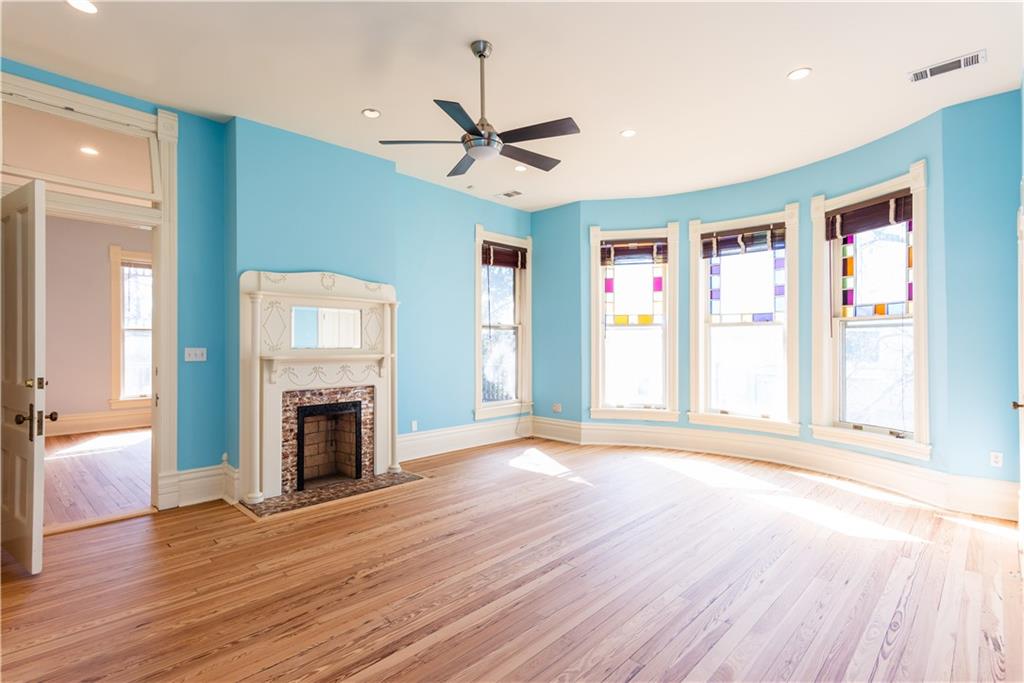 3593 Hemphill Street