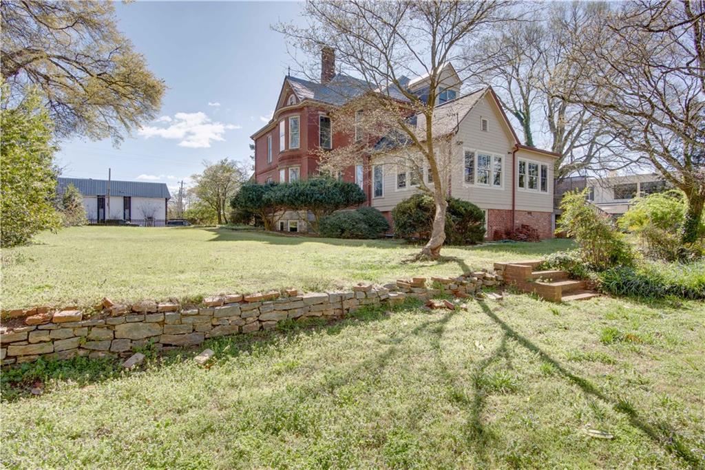 3593 Hemphill Street