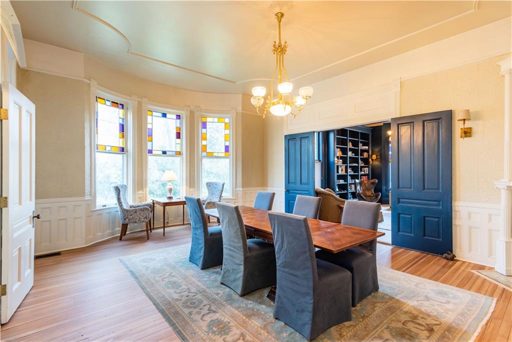 3593 Hemphill Street