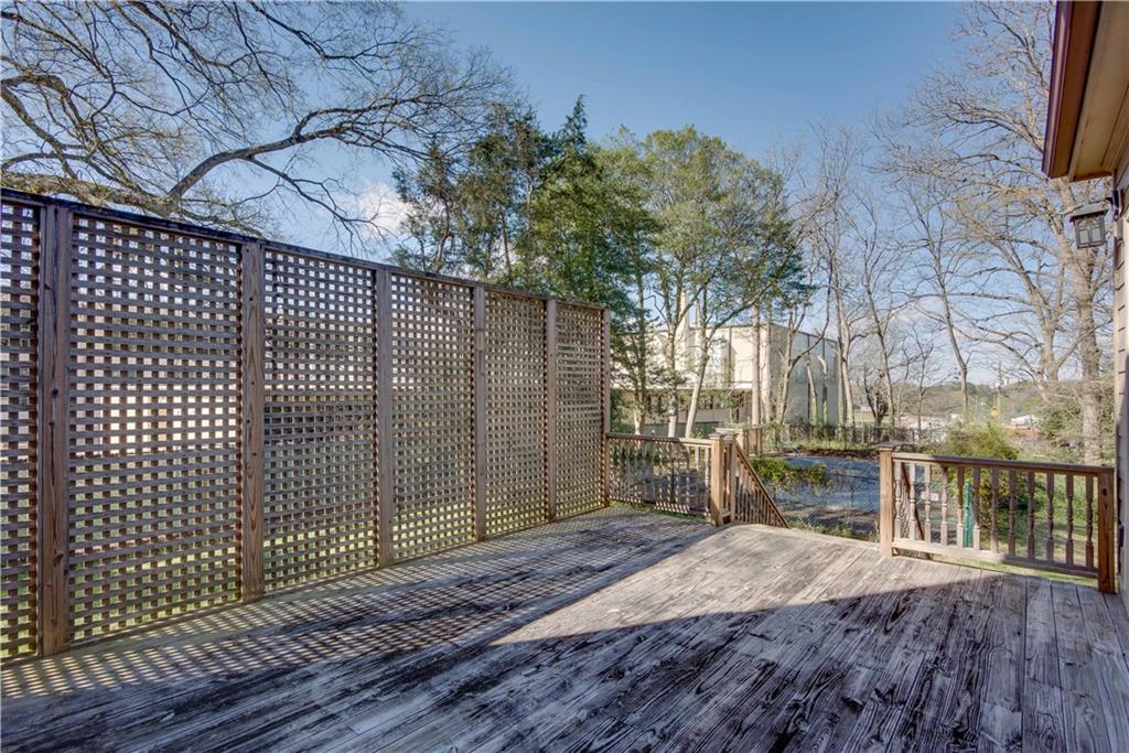 3593 Hemphill Street