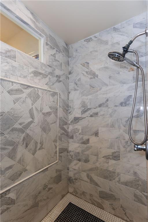 3593 Hemphill Street