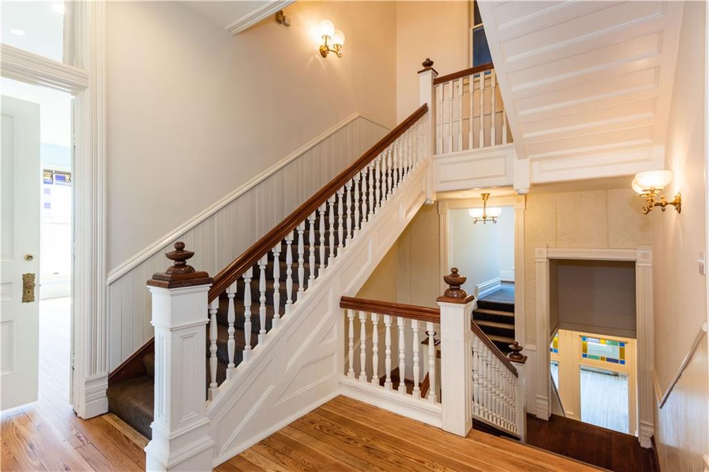 3593 Hemphill Street