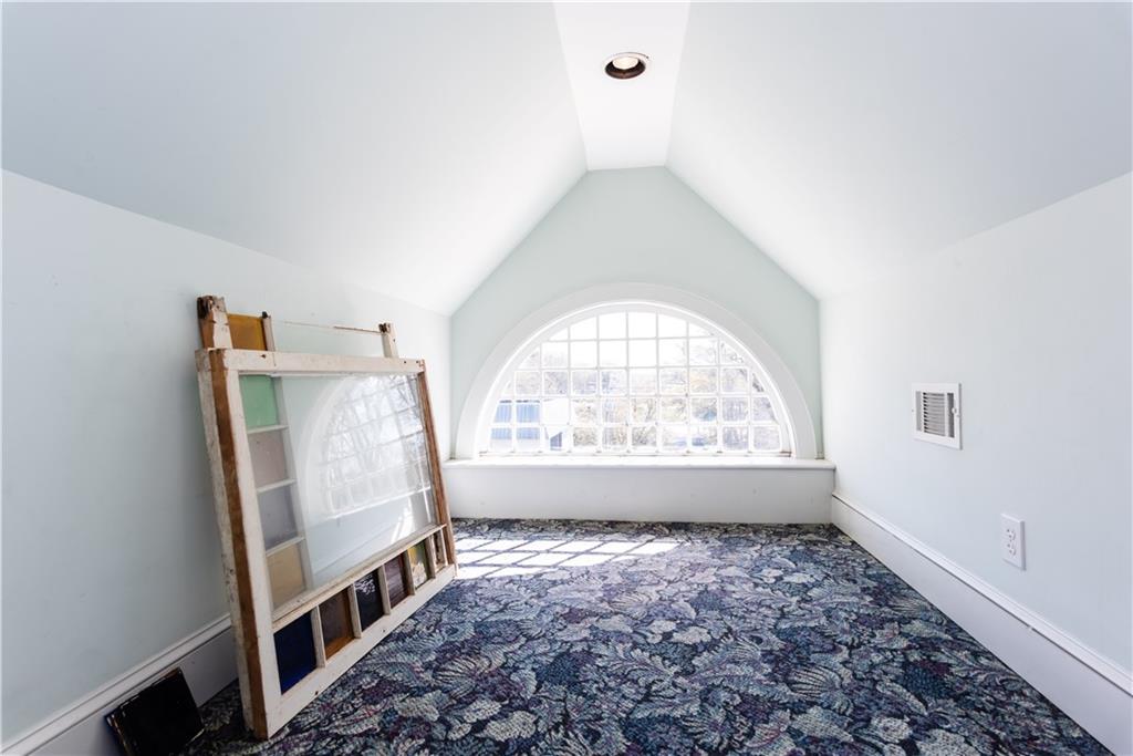 3593 Hemphill Street