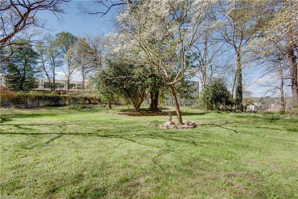 3593 Hemphill Street