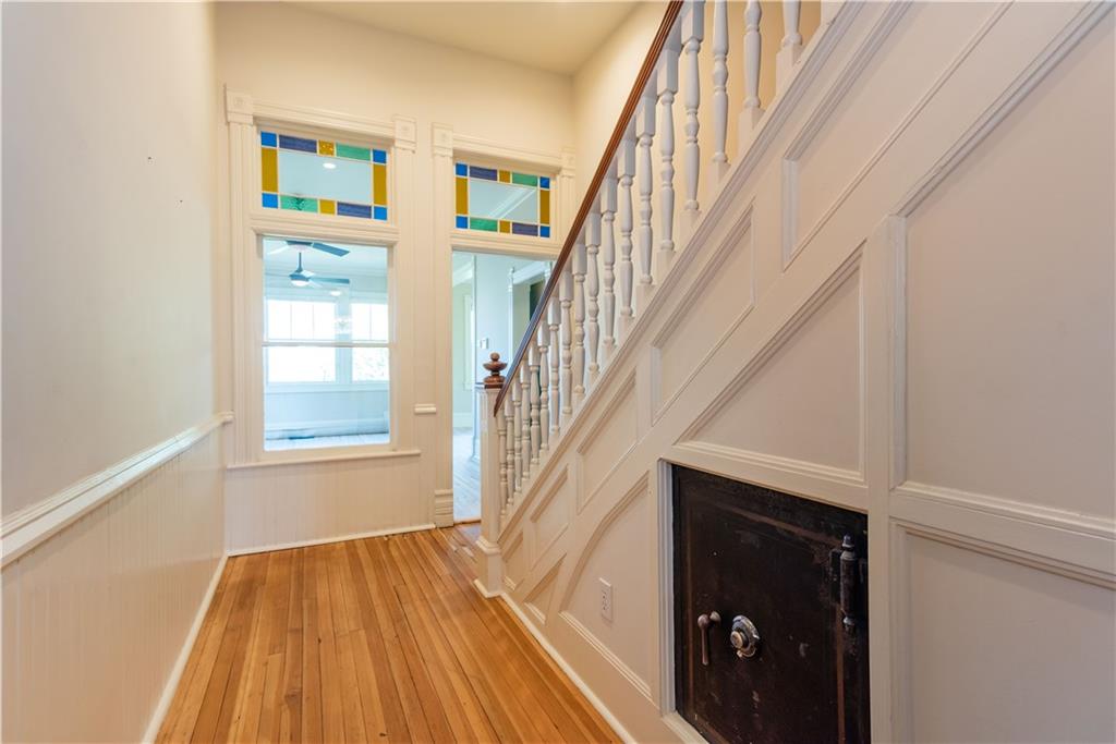 3593 Hemphill Street