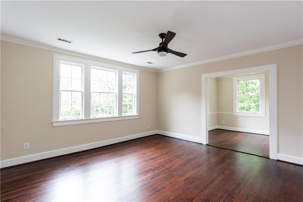 813 Springdale Road NE