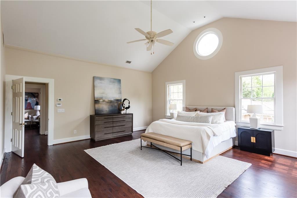 813 Springdale Road NE