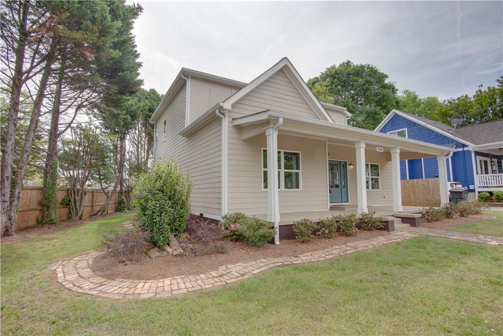 3286 Bachelor Street