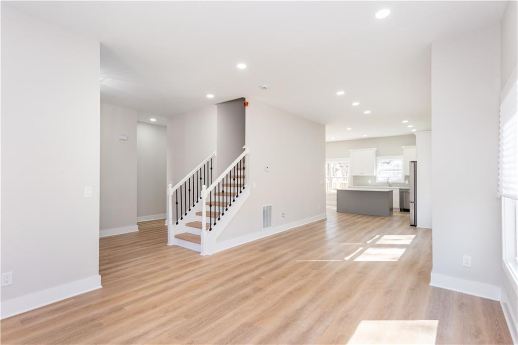 3286 Bachelor Street