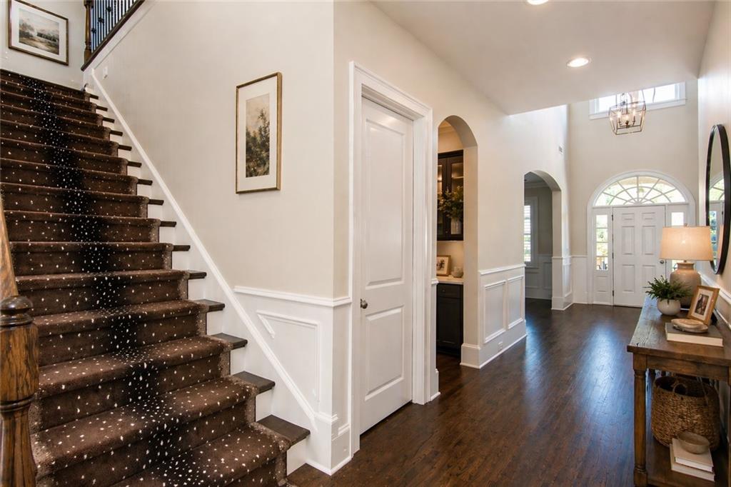 3005 Evelyn Lane