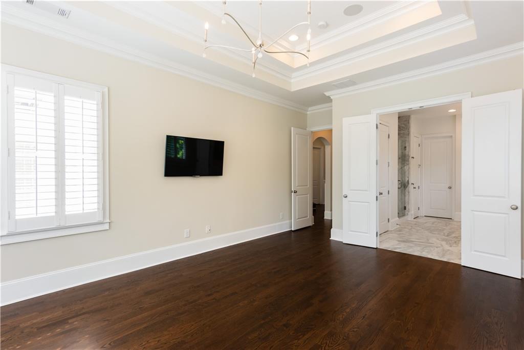 3005 Evelyn Lane