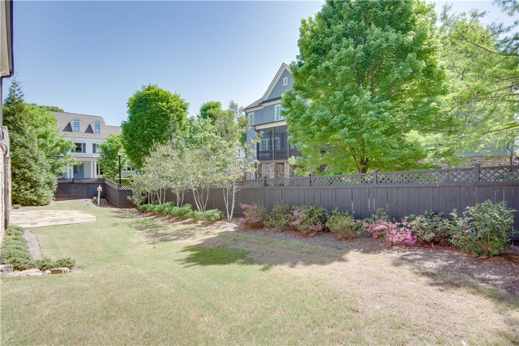 3005 Evelyn Lane