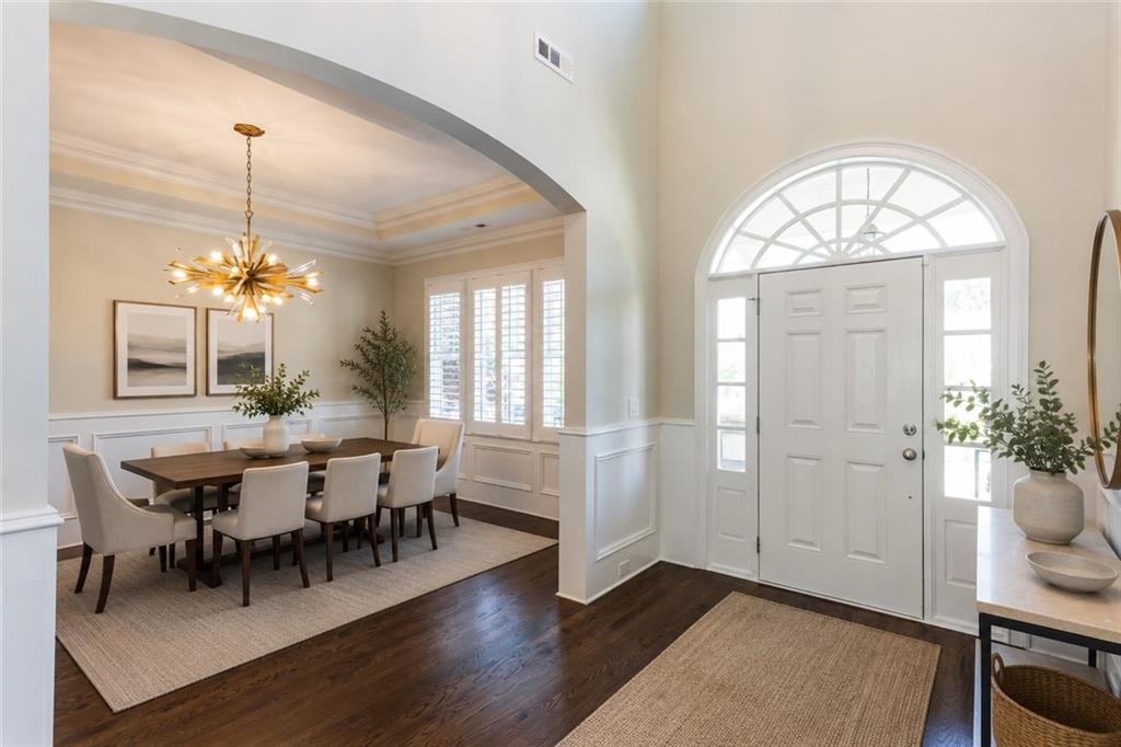 3005 Evelyn Lane