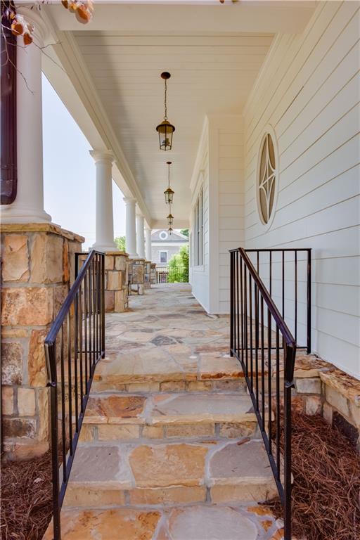 3005 Evelyn Lane