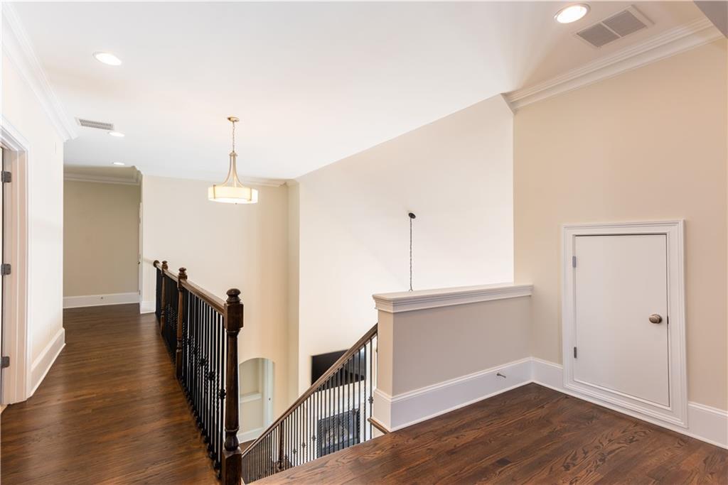 3005 Evelyn Lane