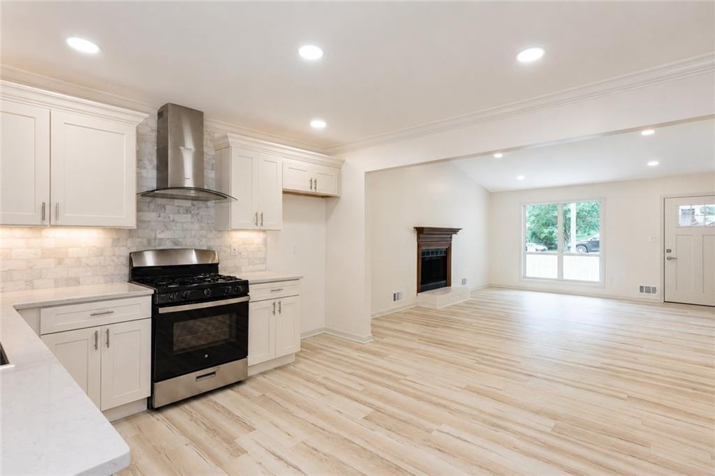 3960 Rocmar Drive