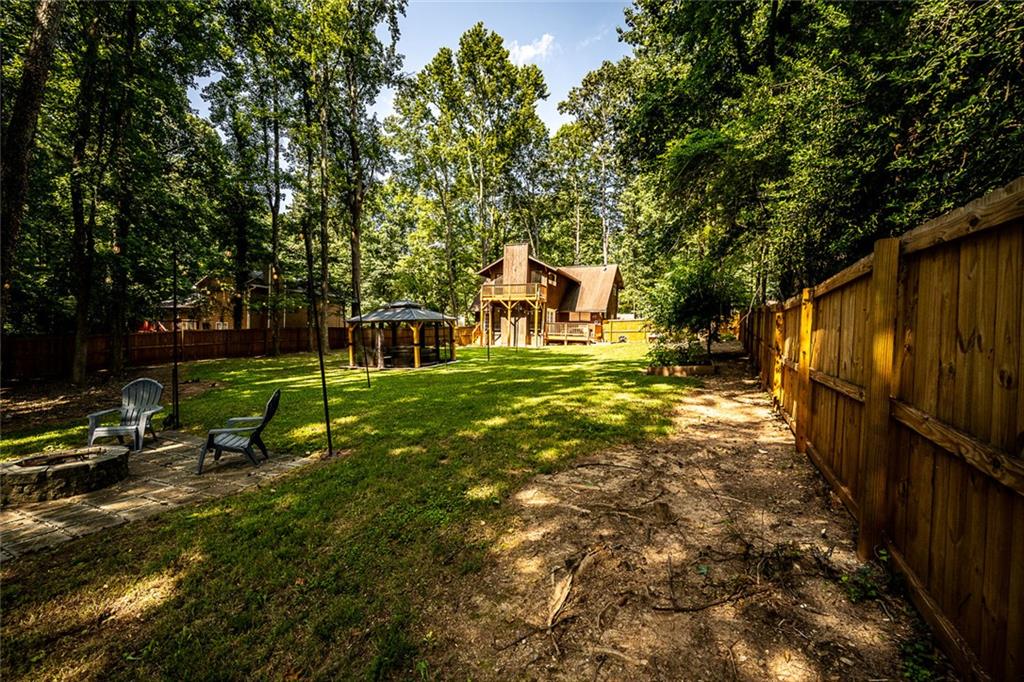 552 Edgefield Drive