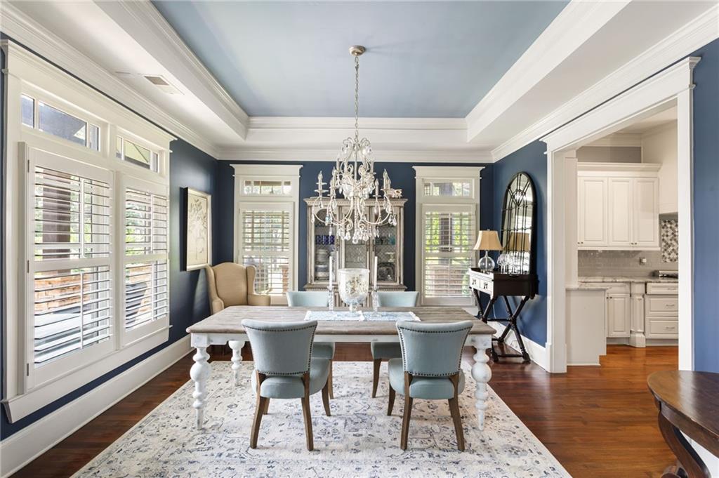 2019 Cambridge Avenue