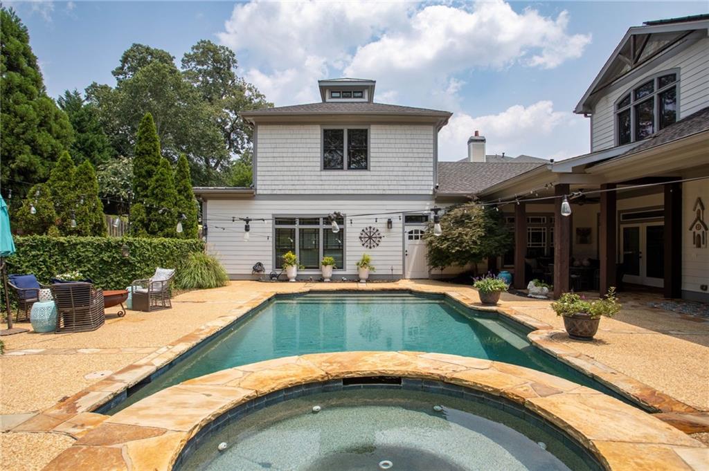 2019 Cambridge Avenue