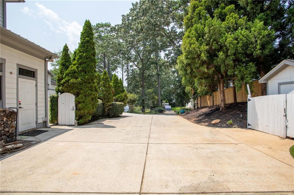 2019 Cambridge Avenue
