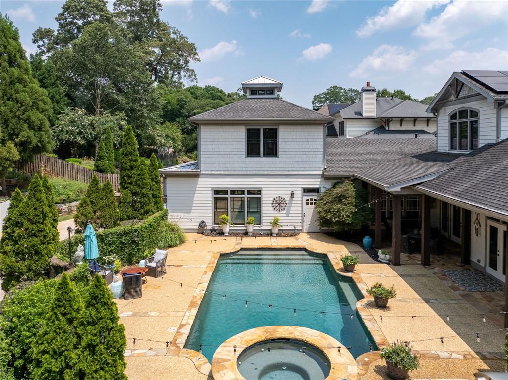 2019 Cambridge Avenue