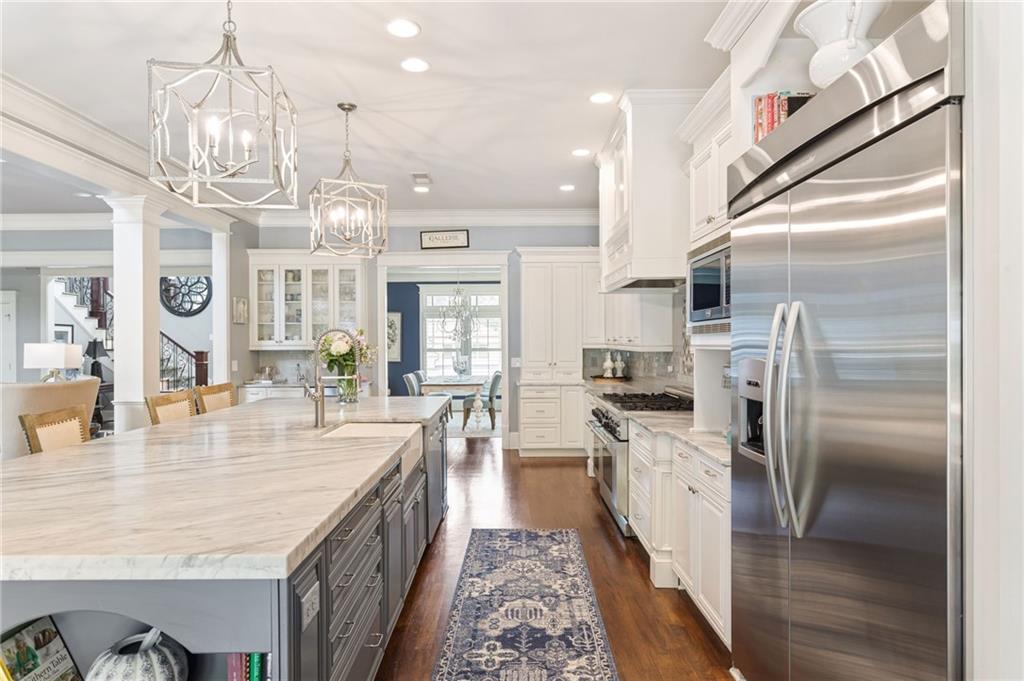 2019 Cambridge Avenue