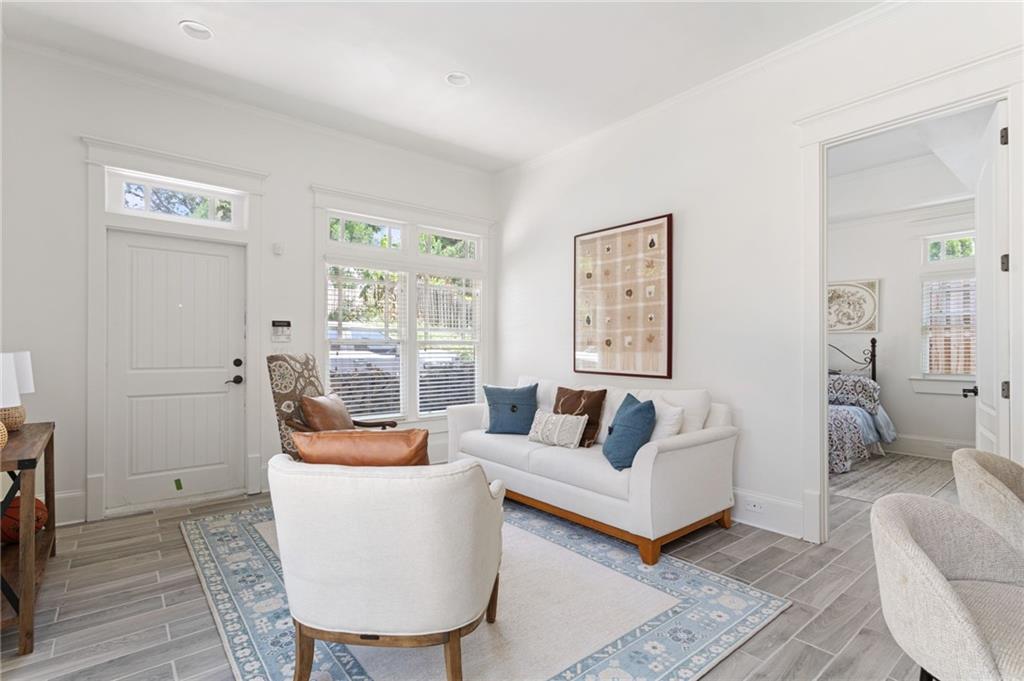 2019 Cambridge Avenue