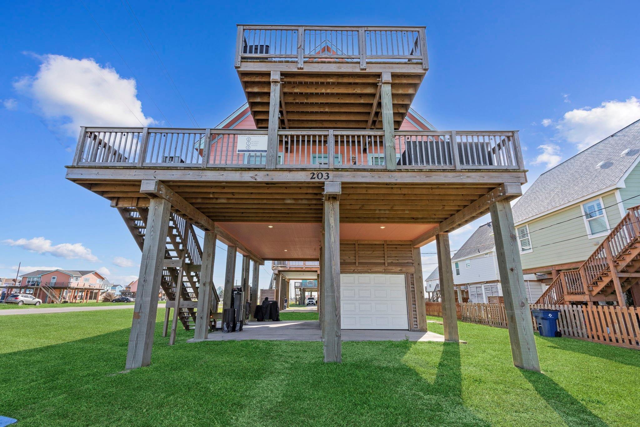 203 Sandpebble Place